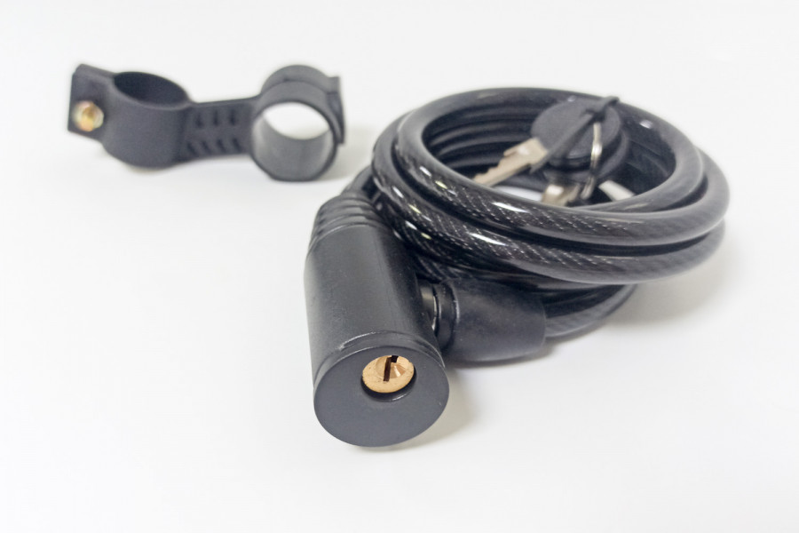 Замок противоугонный 8x1800 мм GOLDEN KEY JK-102.104, черный