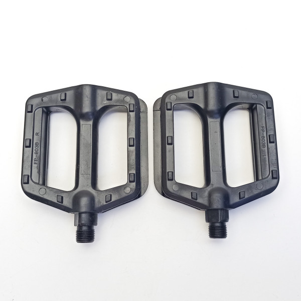 Педали платформенные Feimin FP-803B, пластик
